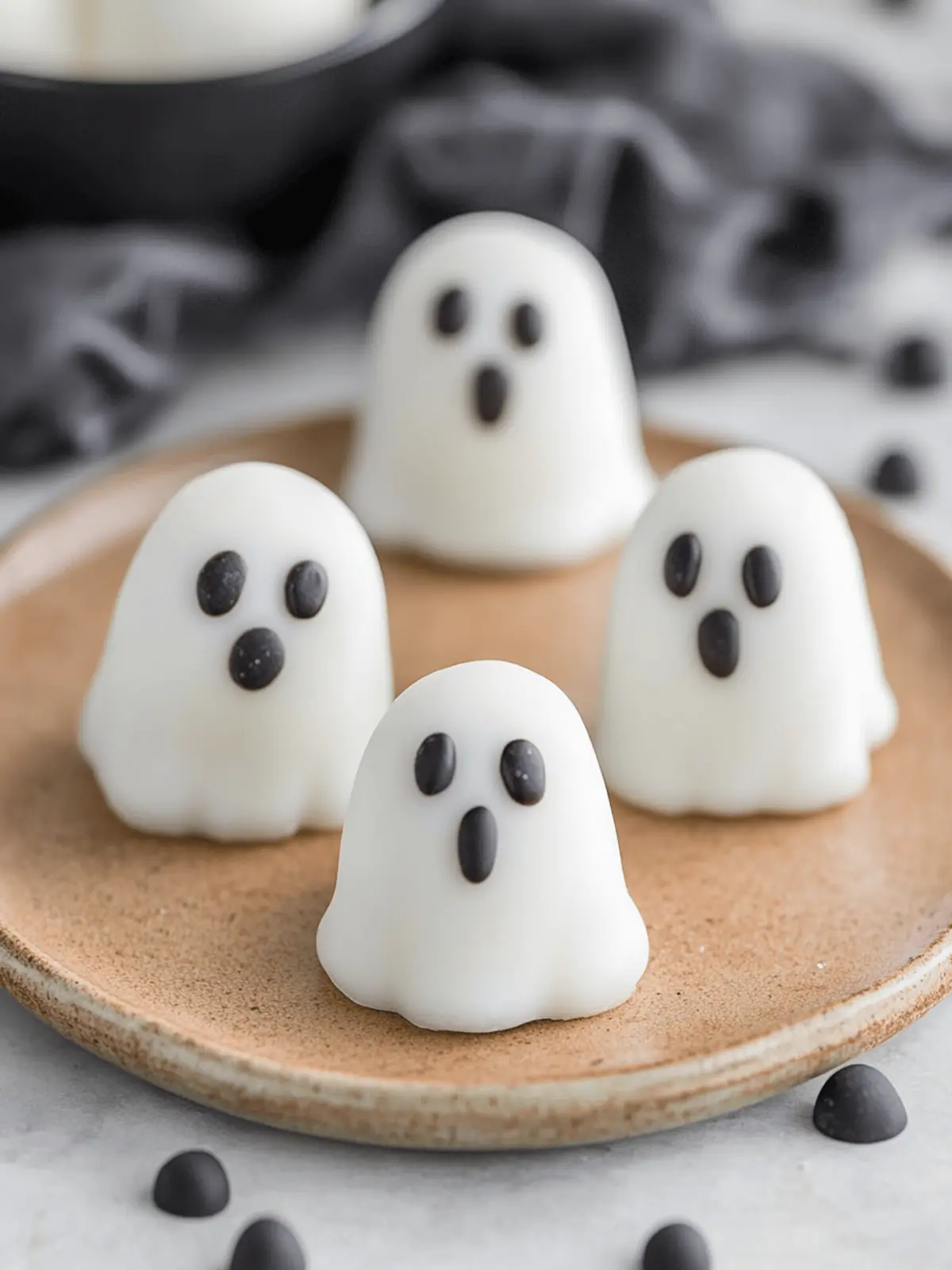 Deliciously Spooky Halloween Ghost Truffles Everyone Will Love 4 Halloween Ghost Truffles
