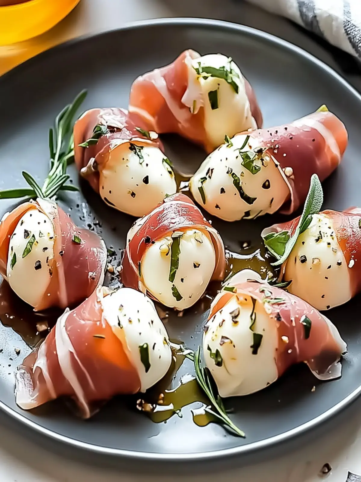 Prosciutto Wrapped Mozzarella Bites