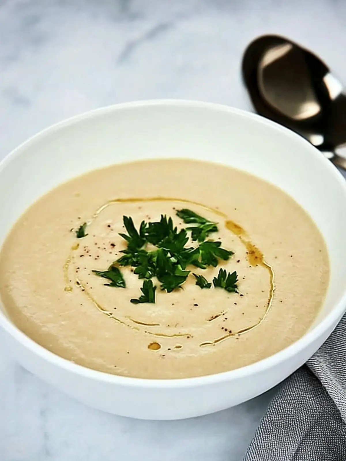 Irresistible Creamy Celeriac Soup for Cozy Nights 4 Creamy Celeriac Soup