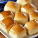 Homemade Texas Roadhouse Rolls That Will Steal the Show 7 Texas Roadhouse Rolls