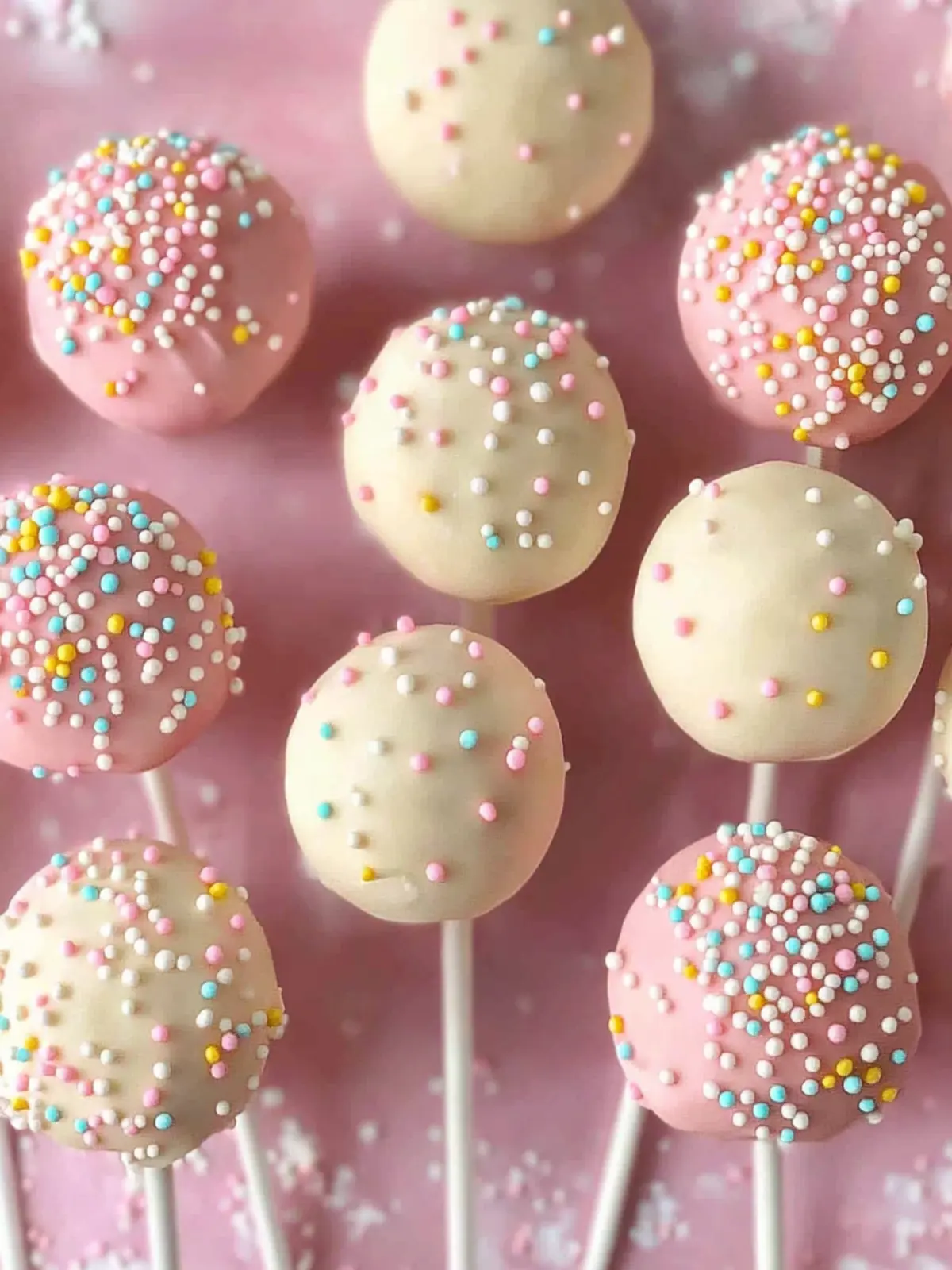 Delicious Birthday Cake Pops to Brighten Your Celebrations 4 Birthday Cake Pops